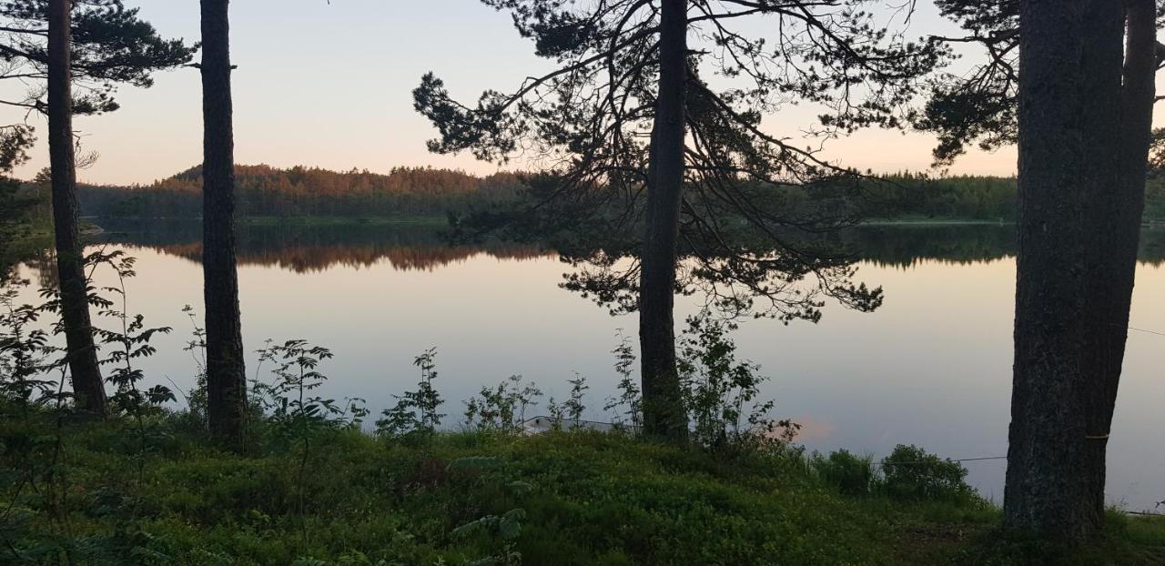 Cabin In The Woods, Lolandsvannet Near Kristiansand Vennesla Extérieur photo
