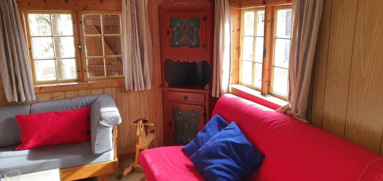 Cabin In The Woods, Lolandsvannet Near Kristiansand Vennesla Extérieur photo